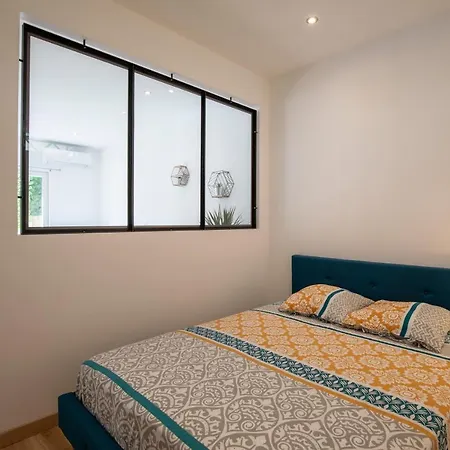 Appartement Avec Piscine Aviñón Exterior foto